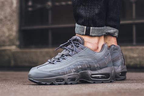 nike aanbiedingen nike air max essential 95 cool grey|Nike Air Max 95 outlet.